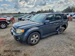 ✅ 2009 Ford Escape Limited • VIN: 1FMCU94G49KB18854 • Lot: 94308285. Listed on Copart with 207,185 mi. Free auction sales archive from the USA and detailed vehicle history report at DreamBid. Image 1.