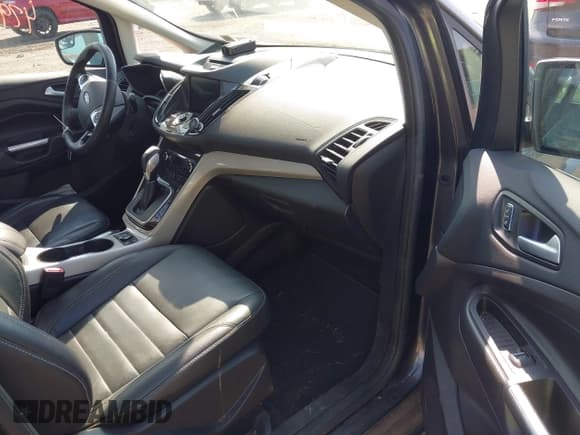 ✅ 2016 Ford C-Max SEL • VIN: 1FADP5CU8GL112553 • Лот: 42924850. Опубликован ранее на IAAI с пробегом 119 257 миль. Бесплатный доступ к архиву аукционных продаж из США и подробный отчёт об истории автомобиля на DreamBid. Изображение 5.