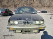 ✅ 1985 BMW 3 Series 325e • VIN: WBAAE6405F0704199 • Lot: 47845925. Wystawiony na Copart z przebiegiem 179 139 mil. Bezpłatny archiwum sprzedaży aukcyjnych z USA i szczegółowy raport historii pojazdu na DreamBid. Zdjęcie 5.