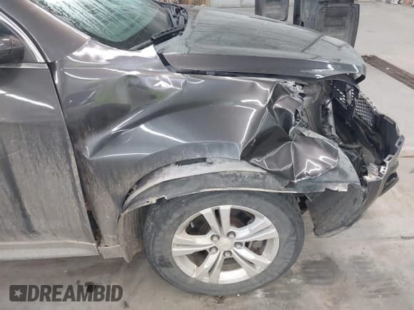 ✅ 2015 Chevrolet Equinox LT • VIN: 1GNFLFEK1FZ100571 • Lot: 43316269. Wystawiony na IAAI z przebiegiem 172 778 mil. Bezpłatny archiwum sprzedaży aukcyjnych z USA i szczegółowy raport historii pojazdu na DreamBid. Zdjęcie 6.