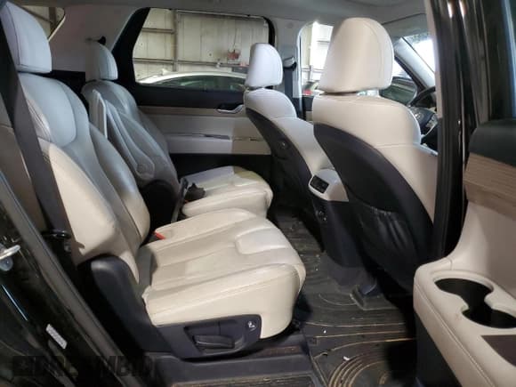 ✅ 2021 Hyundai Palisade SEL • VIN: KM8R4DHE7MU204601 • Lot: 86468465. Wystawiony na Copart z przebiegiem 96 802 mil. Bezpłatny archiwum sprzedaży aukcyjnych z USA i szczegółowy raport historii pojazdu na DreamBid. Zdjęcie 11.