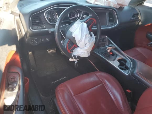 ✅ 2016 Dodge Challenger SXT • VIN: 2C3CDZAG6GH202210 • Lot: 86629445. Wystawiony na Copart z przebiegiem 104 413 mil. Bezpłatny archiwum sprzedaży aukcyjnych z USA i szczegółowy raport historii pojazdu na DreamBid. Zdjęcie 8.