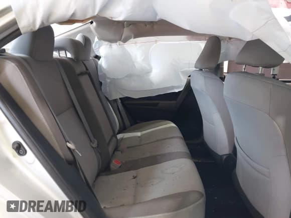 ✅ 2018 Toyota Corolla LE • VIN: 2T1BURHE7JC032520 • Lot: 43306272. Listed on IAAI with 326,796 mi. Free auction sales archive from the USA and detailed vehicle history report at DreamBid. Image 8.