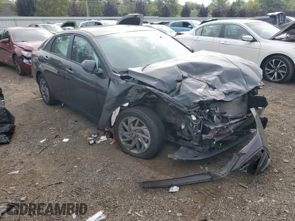 ✅ 2024 Hyundai Elantra SEL • VIN: KMHLM4DG9RU836942 • Лот: 71898695. Размещён на Copart с пробегом 41 261 миль миль. Получите бесплатный доступ к архиву аукционных продаж из США и посмотрите подробный отчёт об истории автомобиля на DreamBid. Изображение 4.