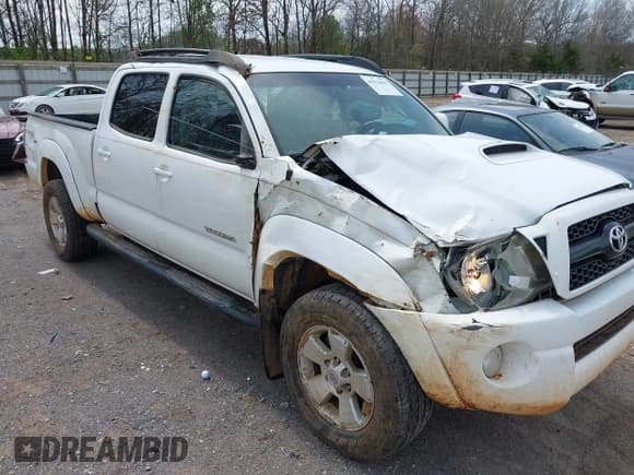 ✅ 2011 Toyota Tacoma • VIN: 3TMMU4FN1BM027692 • Лот: 41932621. Опубликован ранее на IAAI с пробегом 222 715 миль. Бесплатный доступ к архиву аукционных продаж из США и подробный отчёт об истории автомобиля на DreamBid. Изображение 6.