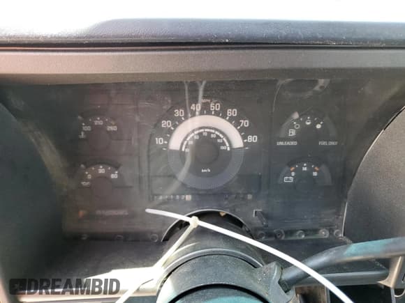 ✅ 1991 Chevrolet Silverado 1500 • VIN: 2GCEC19K8M1156000 • Lot: 62190405. Wystawiony na Copart z przebiegiem 2 371 328 mil. Bezpłatny archiwum sprzedaży aukcyjnych z USA i szczegółowy raport historii pojazdu na DreamBid. Zdjęcie 9.