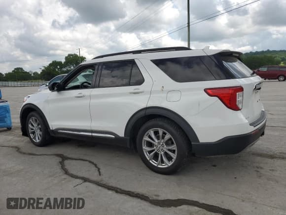 ✅ 2020 Ford Explorer XLT • VIN: 1FMSK7DH5LGC96118 • Lot: 55913525. Wystawiony na Copart z przebiegiem 38 009 mil. Bezpłatny archiwum sprzedaży aukcyjnych z USA i szczegółowy raport historii pojazdu na DreamBid. Zdjęcie 2.