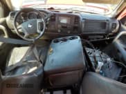 ✅ 2007 Chevrolet Silverado 2500HD 1LT • VIN: 1GCHK23637F514599 • Лот: 71055395. Опубликован ранее на Copart с пробегом 235 647 миль. Бесплатный доступ к архиву аукционных продаж из США и подробный отчёт об истории автомобиля на DreamBid. Изображение 8.