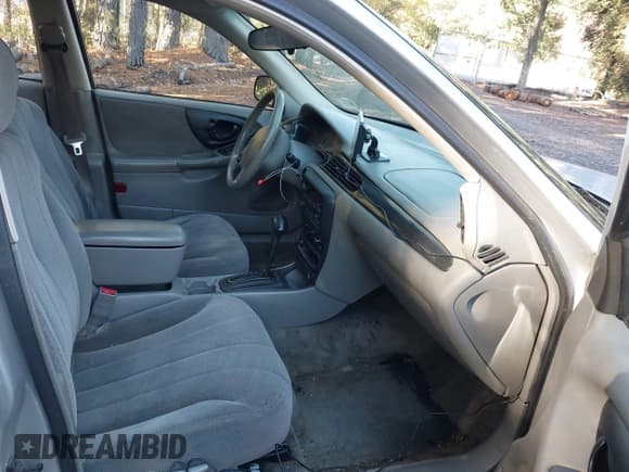 ✅ 2002 Chevrolet Malibu • VIN: 1G1ND52J72M718209 • Lot: 43550014. Listed on IAAI with 99,204 mi. Free auction sales archive from the USA and detailed vehicle history report at DreamBid. Image 5.