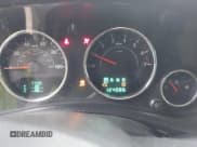 ✅ 2013 Jeep Wrangler Unlimited Sahara • VIN: 1C4HJWEG6DL693380 • Lot: 43645609. Wystawiony na IAAI z przebiegiem 124 086 mil. Bezpłatny archiwum sprzedaży aukcyjnych z USA i szczegółowy raport historii pojazdu na DreamBid. Zdjęcie 16.