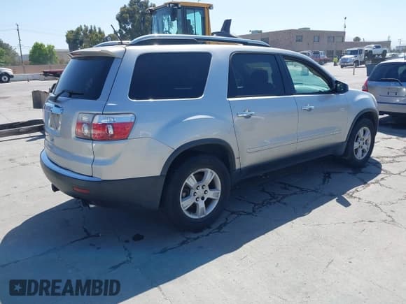 ✅ 2007 GMC Acadia SLE • VIN: 1GKER13717J164781 • Lot: 42509003. Listed on IAAI with 197,166 mi. Free auction sales archive from the USA and detailed vehicle history report at DreamBid. Image 4.