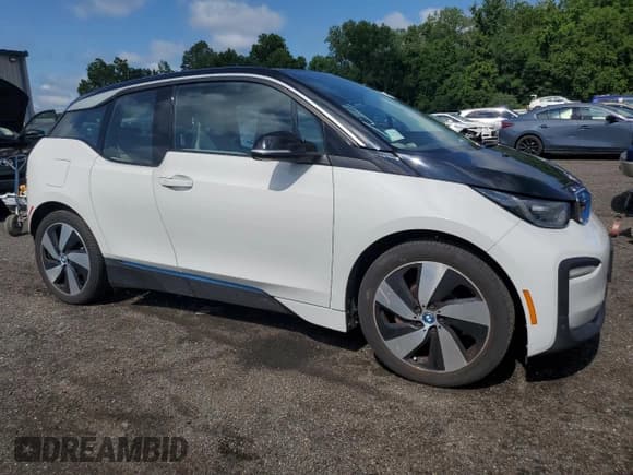 ✅ 2018 BMW i3 • VIN: WBY7Z2C58JVE64814 • Лот: 63661435. Опубликован ранее на Copart с пробегом 61 990 миль. Бесплатный доступ к архиву аукционных продаж из США и подробный отчёт об истории автомобиля на DreamBid. Изображение 4.