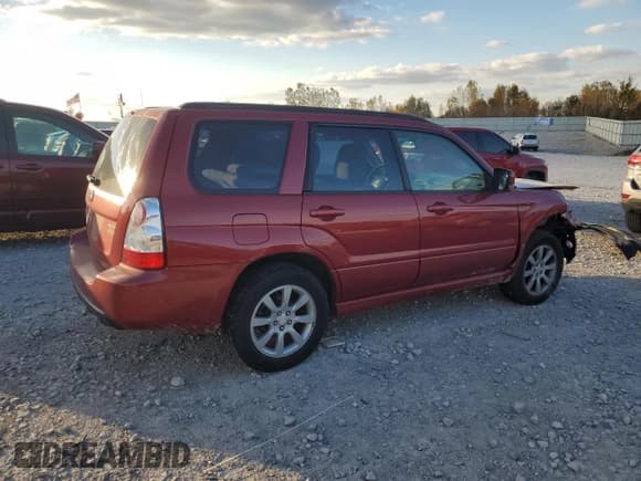 ✅ 2008 Subaru Forester X • VIN: JF1SG65698H731193 • Lot: 90421545. Listed on Copart with 176,278 mi. Free auction sales archive from the USA and detailed vehicle history report at DreamBid. Image 3.