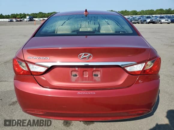 ✅ 2011 Hyundai Sonata GLS • VIN: 5NPEB4AC5BH305659 • Lot: 69103774. Listed on Copart with 79,086 mi. Free auction sales archive from the USA and detailed vehicle history report at DreamBid. Image 6.