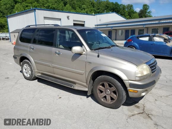 ✅ 2003 Suzuki XL7 Touring • VIN: JS3TX92VX34109554 • Lot: 58029235. Listed on Copart with 197,087 mi. Free auction sales archive from the USA and detailed vehicle history report at DreamBid. Image 4.