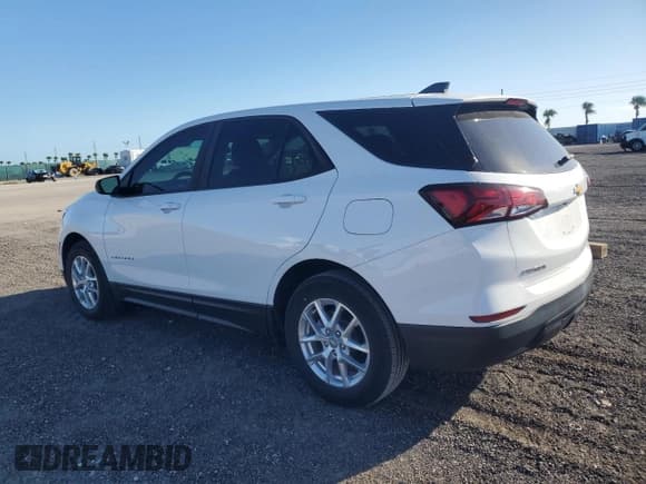 ✅ 2022 Chevrolet Equinox LS • VIN: 3GNAXHEV8NS114449 • Lot: 90789645. Wystawiony na Copart z przebiegiem 24 778 mil. Bezpłatny archiwum sprzedaży aukcyjnych z USA i szczegółowy raport historii pojazdu na DreamBid. Zdjęcie 2.