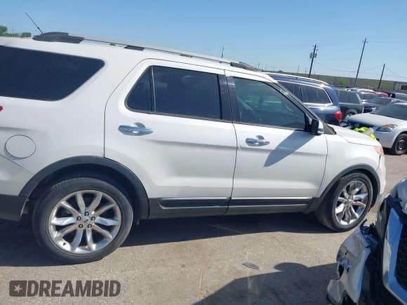 ✅ 2014 Ford Explorer Limited • VIN: 1FM5K8F88EGA74451 • Лот: 41979233. Опубликован ранее на IAAI с пробегом 146 436 миль. Бесплатный доступ к архиву аукционных продаж из США и подробный отчёт об истории автомобиля на DreamBid. Изображение 13.