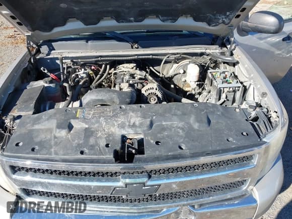 ✅ 2008 Chevrolet Silverado 1500 LTZ • VIN: 2GCEK13MX81148984 • Lot: 43699067. Listed on IAAI with 215,389 mi. Free auction sales archive from the USA and detailed vehicle history report at DreamBid. Image 10.