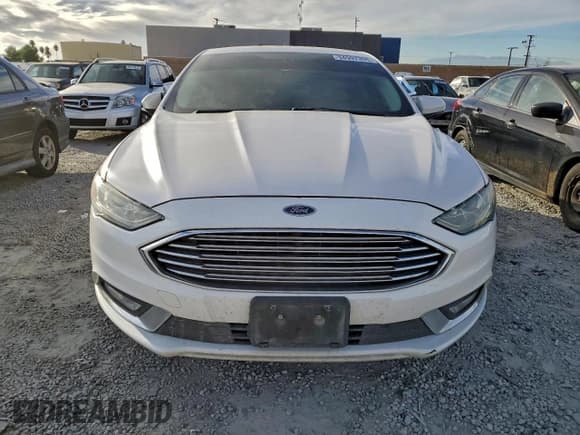 ✅ 2018 Ford Fusion SE • VIN: 3FA6P0LU9JR246346 • Lot: 94997335. Wystawiony na Copart z przebiegiem 159 053 mil. Bezpłatny archiwum sprzedaży aukcyjnych z USA i szczegółowy raport historii pojazdu na DreamBid. Zdjęcie 5.