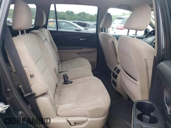 ✅ 2017 Honda Pilot LX • VIN: 5FNYF6H15HB001627 • Lot: 57968485. Listed on Copart with 130,601 mi. Free auction sales archive from the USA and detailed vehicle history report at DreamBid. Image 11.