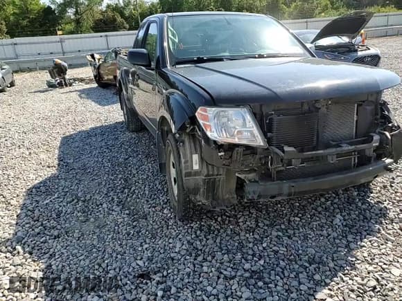 ✅ 2018 Nissan Frontier S • VIN: 1N6BD0CT4JN772277 • Лот: 82435225. Опубликован ранее на Copart с пробегом 30 971 миль. Бесплатный доступ к архиву аукционных продаж из США и подробный отчёт об истории автомобиля на DreamBid. Изображение 15.