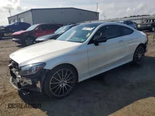 ✅ 2021 Mercedes-Benz C 300 • VIN: W1KWJ8EBXMG102067 • Лот: 64481175. Опубликован ранее на Copart с пробегом 53 646 миль. Бесплатный доступ к архиву аукционных продаж из США и подробный отчёт об истории автомобиля на DreamBid. Изображение 1.