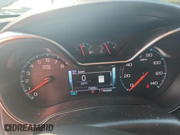 ✅ 2017 Chevrolet Impala LT • VIN: 2G1105S37H9123202 • Lot: 71791205. Wystawiony na Copart z przebiegiem 71 918 mil. Bezpłatny archiwum sprzedaży aukcyjnych z USA i szczegółowy raport historii pojazdu na DreamBid. Zdjęcie 9.