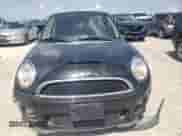 2011 MINI Hardtop S with VIN WMWSV3C53BTY15603, listed as a Copart auction lot 54893395 with 104,206 mi miles and Salvage title. Bid and sale history available at DreamBid. Image 5.