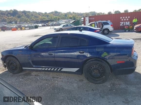 ✅ 2014 Dodge Charger Police • VIN: 2C3CDXKT2EH288452 • Lot: 43615346. Listed on IAAI with Not provided. Free auction sales archive from the USA and detailed vehicle history report at DreamBid. Image 13.