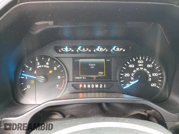 ✅ 2016 Ford F-150 XL • VIN: 1FTEW1CP0GKF85048 • Лот: 58833625. Опубликован ранее на Copart с пробегом 129 257 миль. Бесплатный доступ к архиву аукционных продаж из США и подробный отчёт об истории автомобиля на DreamBid. Изображение 9.