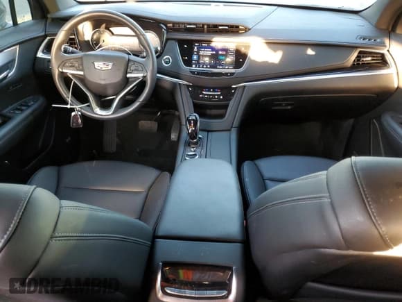 ✅ 2024 Cadillac XT6 FWD Luxury • VIN: 1GYKPAR40RZ744121 • Lot: 86413604. Listed on Copart with 7,527 mi. Free auction sales archive from the USA and detailed vehicle history report at DreamBid. Image 8.