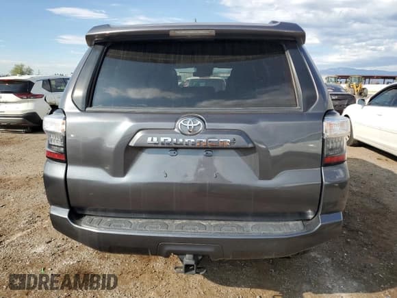 ✅ 2022 Toyota 4Runner SR5 • VIN: JTEMU5JR0N6027358 • Лот: 87312485. Опубликован ранее на Copart с пробегом 25 962 миль. Бесплатный доступ к архиву аукционных продаж из США и подробный отчёт об истории автомобиля на DreamBid. Изображение 6.