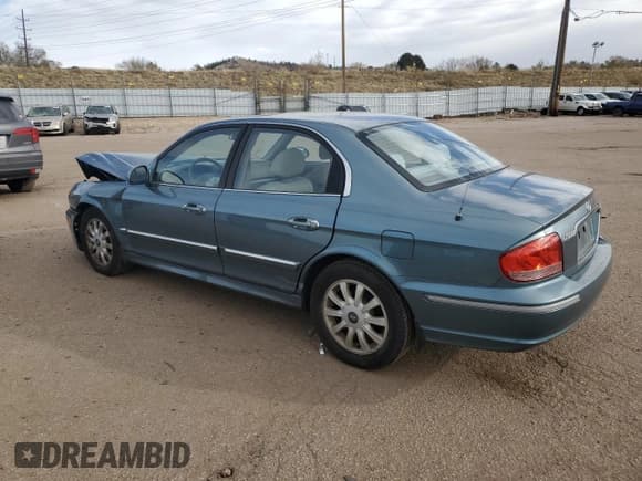 ✅ 2005 Hyundai Sonata GLS • VIN: KMHWF35H15A110609 • Лот: 81375024. Опубликован ранее на Copart с пробегом 121 668 миль. Бесплатный доступ к архиву аукционных продаж из США и подробный отчёт об истории автомобиля на DreamBid. Изображение 2.