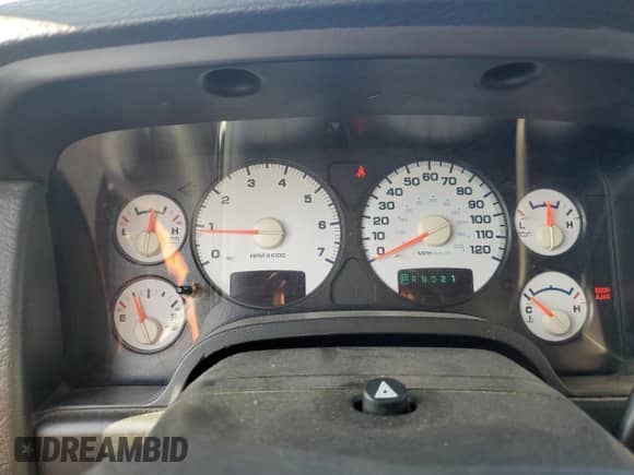 2005 Dodge 1500 SLT с VIN 1D7HU18D55S132726, выставлен на аукционе Copart как лот 75679724 с пробегом Не указан миль и Чистый • Clean title. История ставок и продаж доступна на DreamBid. Изображение 9.