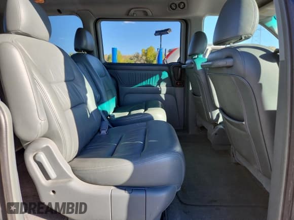 ✅ 2002 Honda Odyssey EX-L • VIN: 2HKRL18912H540373 • Лот: 85757615. Опубликован ранее на Copart с пробегом 227 720 миль. Бесплатный доступ к архиву аукционных продаж из США и подробный отчёт об истории автомобиля на DreamBid. Изображение 11.