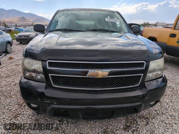 2010 Chevrolet Suburban LT z VIN 1GNUKJE35AR159623, wystawiony jako Copart lot #65005465 z przebiegiem 248 278 mil mil oraz Szkoda całkowita • Salvage title. Historia ofert i sprzedaży dostępna na DreamBid. Obrazek 5.