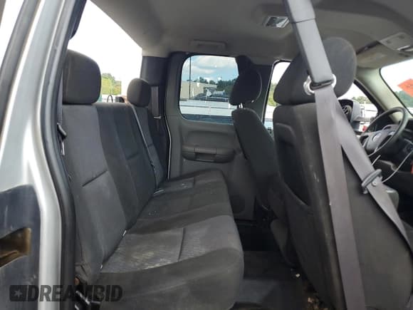 ✅ 2011 GMC Sierra 1500 • VIN: 1GD512CL1BZ326226 • Лот: 80674485. Опубликован ранее на Copart с пробегом 154 813 миль. Бесплатный доступ к архиву аукционных продаж из США и подробный отчёт об истории автомобиля на DreamBid. Изображение 10.