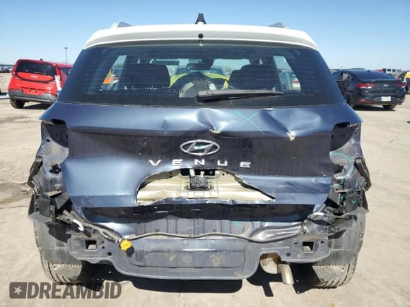 ✅ 2020 Hyundai Venue SEL • VIN: KMHRC8A31LU022183 • Lot: 46837565. Listed on Copart with 62,575 mi. Free auction sales archive from the USA and detailed vehicle history report at DreamBid. Image 6.