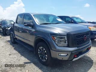 ✅ 2024 Nissan Titan Pro-4X • VIN: 1N6AA1ED8RN114313 • Lot: 42498591. Wystawiony na IAAI z przebiegiem 21 955 mil. Bezpłatny archiwum sprzedaży aukcyjnych z USA i szczegółowy raport historii pojazdu na DreamBid. Zdjęcie 1.