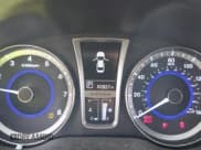 ✅ 2013 Hyundai Azera • VIN: KMHFH4JG0DA310957 • Лот: 42451780. Опубликован ранее на IAAI с пробегом 82 827 миль. Бесплатный доступ к архиву аукционных продаж из США и подробный отчёт об истории автомобиля на DreamBid. Изображение 7.