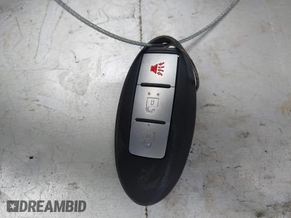 ✅ 2016 Nissan Note SV • VIN: 3N1CE2CP6GL404424 • Lot: 43616221. Listed on IAAI with 84,188 mi. Free auction sales archive from the USA and detailed vehicle history report at DreamBid. Image 11.