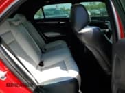 ✅ 2017 Chrysler 300 S • VIN: 2C3CCABG4HH596990 • Лот: 70430024. Опубликован ранее на Copart с пробегом 102 679 миль. Бесплатный доступ к архиву аукционных продаж из США и подробный отчёт об истории автомобиля на DreamBid. Изображение 10.