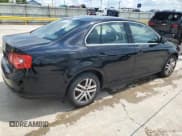 ✅ 2006 Volkswagen Jetta 2.5L • VIN: 3VWRF71K76M619633 • Лот: 68344115. Опубликован ранее на Copart с пробегом 136 632 миль. Бесплатный доступ к архиву аукционных продаж из США и подробный отчёт об истории автомобиля на DreamBid. Изображение 3.