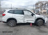 ✅ 2022 Subaru Forester Premium • VIN: JF2SKADC3NH402277 • Lot: 43720757. Listed on IAAI with 26,925 mi. Free auction sales archive from the USA and detailed vehicle history report at DreamBid. Image 13.