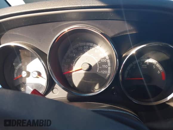 2012 Dodge Caliber SXT z VIN 1C3CDWDAXCD507920, wystawiony jako IAAI lot #43596945 z przebiegiem Nie podano mil oraz . Historia ofert i sprzedaży dostępna na DreamBid. Obrazek 7.