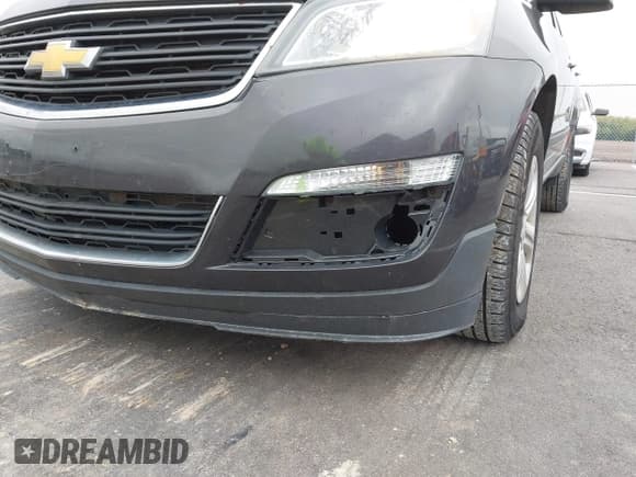 ✅ 2016 Chevrolet Traverse LS • VIN: 1GNKVFED3GJ208586 • Lot: 43544525. Wystawiony na IAAI z przebiegiem 167 197 mil. Bezpłatny archiwum sprzedaży aukcyjnych z USA i szczegółowy raport historii pojazdu na DreamBid. Zdjęcie 6.