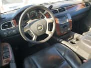 ✅ 2011 Chevrolet Suburban LTZ • VIN: 1GNSKKE38BR191111 • Lot: 75172204. Wystawiony na Copart z przebiegiem 165 370 mil. Bezpłatny archiwum sprzedaży aukcyjnych z USA i szczegółowy raport historii pojazdu na DreamBid. Zdjęcie 7.