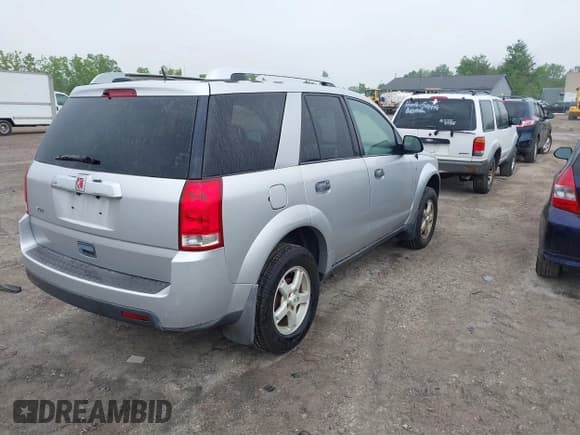✅ 2007 Saturn VUE I4 • VIN: 5GZCZ33D67S829798 • Lot: 42391338. Wystawiony na IAAI z przebiegiem 50 685 mil. Bezpłatny archiwum sprzedaży aukcyjnych z USA i szczegółowy raport historii pojazdu na DreamBid. Zdjęcie 4.