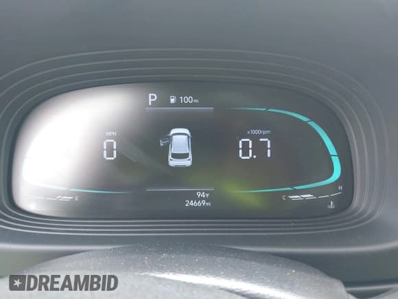 ✅ 2024 Hyundai Venue SE • VIN: KMHRB8A35RU301258 • Lot: 42313042. Listed on IAAI with 24,669 mi. Free auction sales archive from the USA and detailed vehicle history report at DreamBid. Image 7.