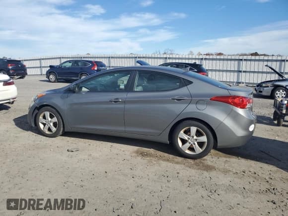 ✅ 2013 Hyundai Elantra GLS • VIN: 5NPDH4AE3DH316299 • Lot: 91269225. Listed on Copart with 112,930 mi. Free auction sales archive from the USA and detailed vehicle history report at DreamBid. Image 2.